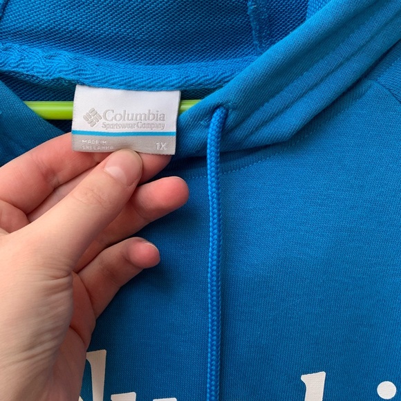 Columbia Sweatshirt - Picture 2 of 3